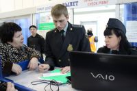 Для всех улетающих на отдых будет организована работа мобильных пунктов службы судебных приставов в аэропорту Емельяново.