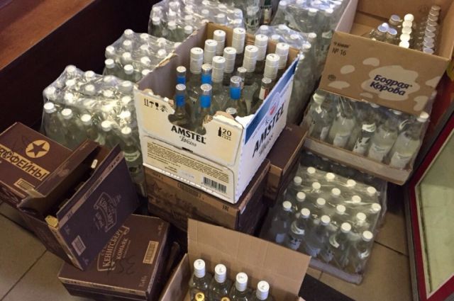 В Калининграде вор-рецидивист попался на краже 18 бутылок алкоголя.
