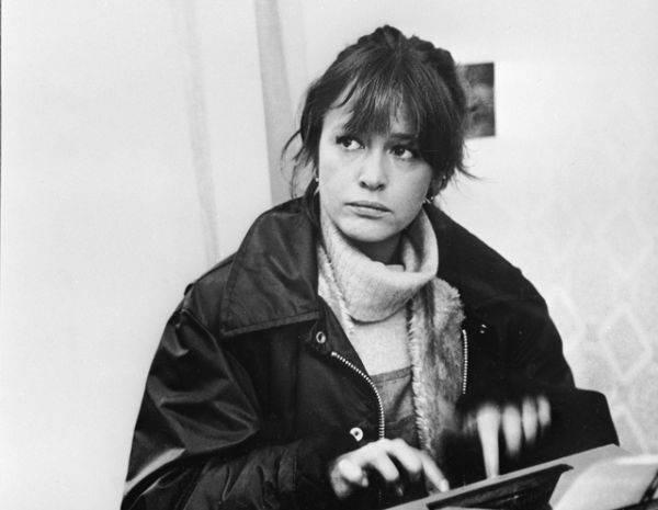 Заслуженная артистка РСФСР Марина Неелова на съемках фильма «Осенний марафон» режиссера Георгия Данелии.1983 год.