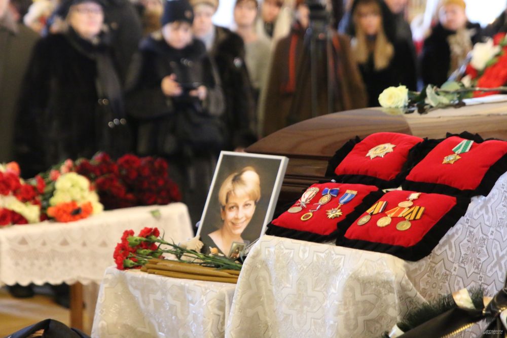 Гражданская панихида по Елизавете Глинке прошла в Новодевичьем монастыре в Москве.