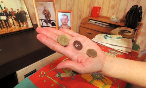 Эти сирийские монеты Гузель передали вместе с вещами мужа. 