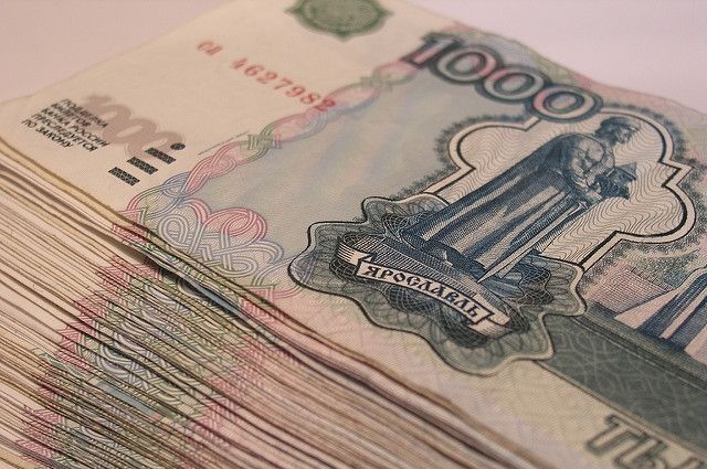 В Акбулаке экс-сотрудница банка украла у клиентов более миллиона рублей