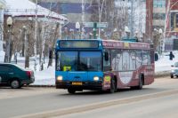 Новосибирких школьников не пускают в автобусы даже в холода