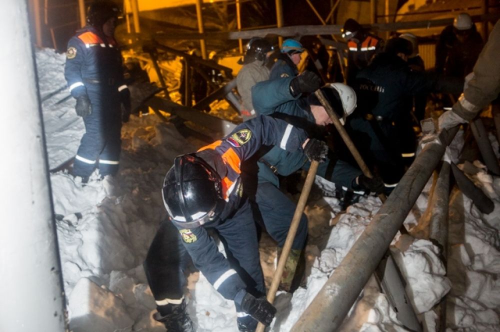Теперь в Новосибирской области пройдет проверка, как чистят снег с других зданий
