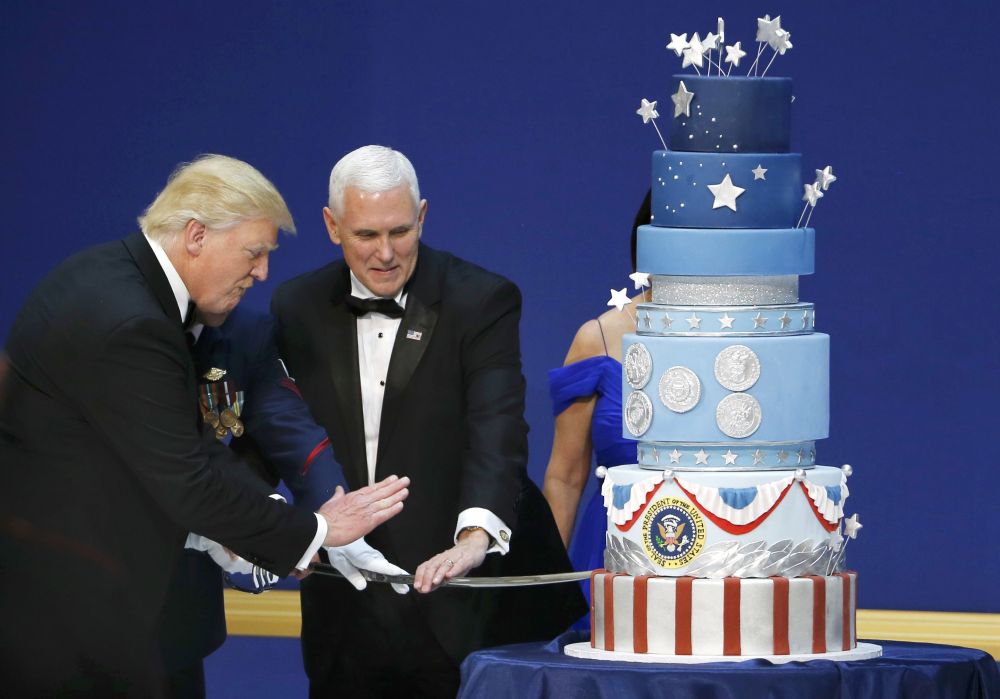 Дональд Трамп и Майк Пэнс.
