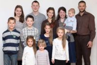 Многодетная семья надеется на новую и счастливую жизнь в Сибири