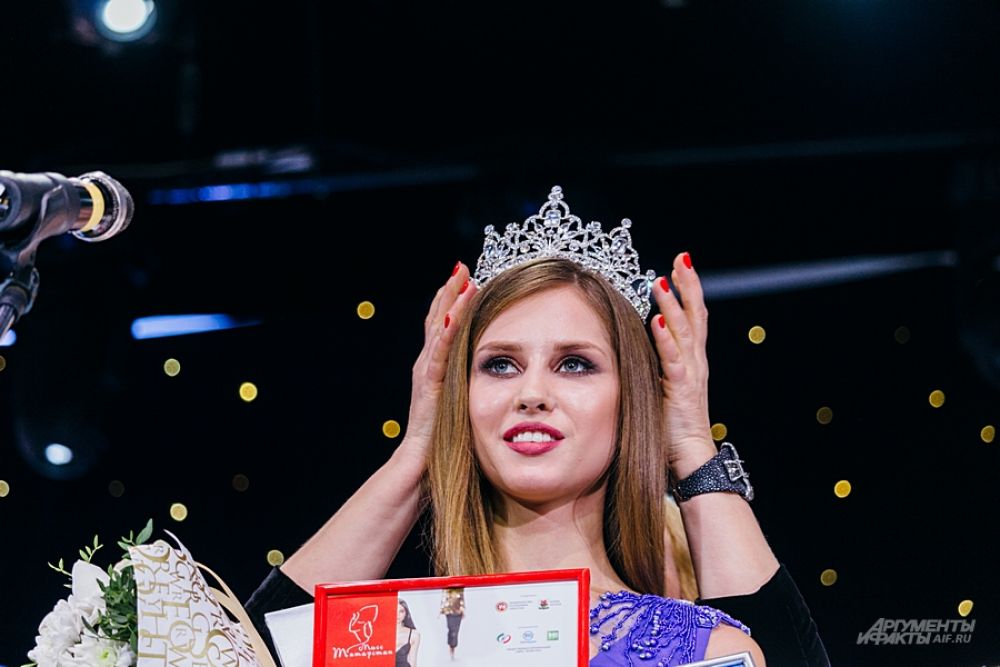 Екатерина Тебекина стала второй вице-мисс.