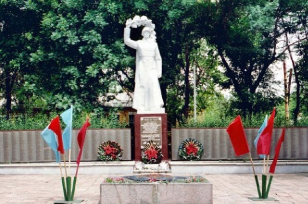Братская могила воинов, павших в годы Великой Отечественной войны.