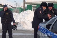 Сотрудники полиции Омска освободили девочку, взятую утром 1 февраля в заложники. 