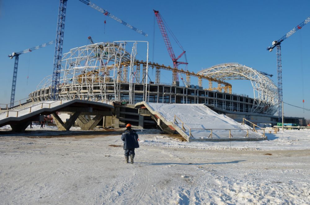 Специально к ЧМ 2018 года строятся несколько новых стадионов. «Мордовия Арена» в Саранске, вместимость 45 015 человек.