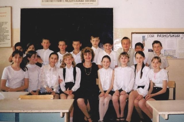 Елена Александровна со своими учениками.
