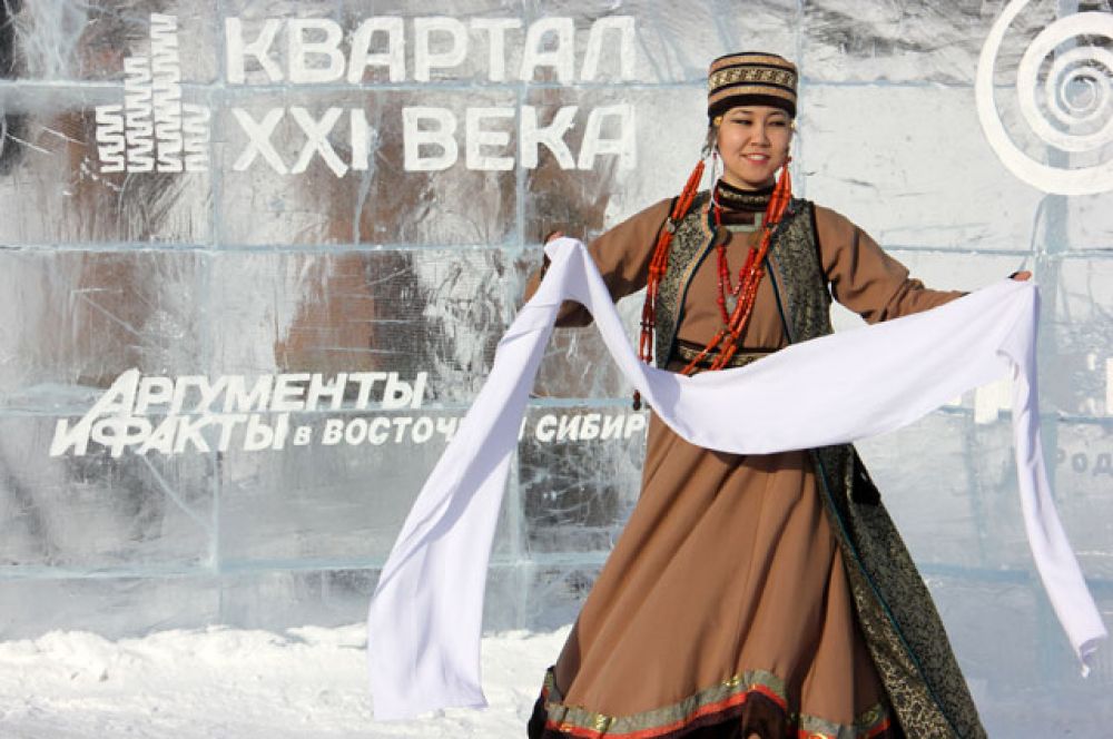 Библиотеку открыли красивым народным танцем коллектива «Ангара».