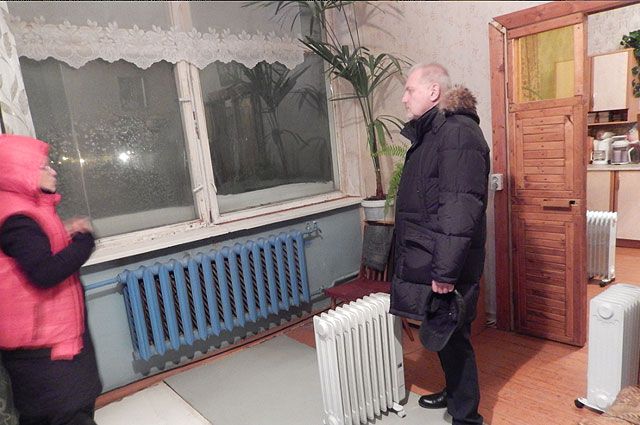 Ярославцы, прозябавшие в административном здании бывшего оборонного завода, обратились за помощью к омбудсмену.