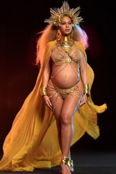 Беременная Бейонсе в образе богини плодородия