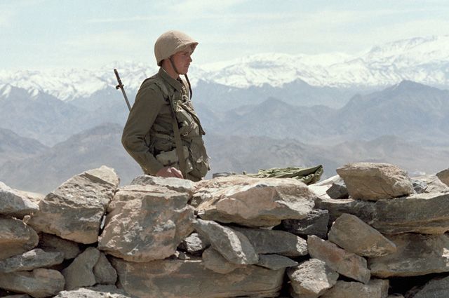 15 февраля 1989 года советские войска покинули территорию Афганистана.