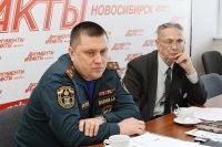 Андрей Деменёв и Ренад Ягудин в пресс-центре газеты