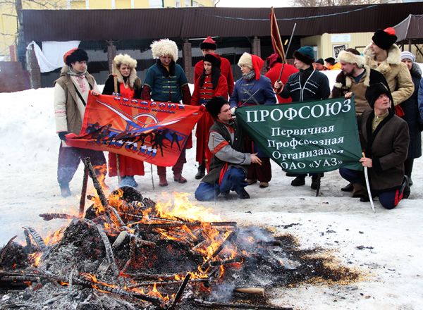 Граждане, спалившие чучело Масленицы, оказались членами профсоюза