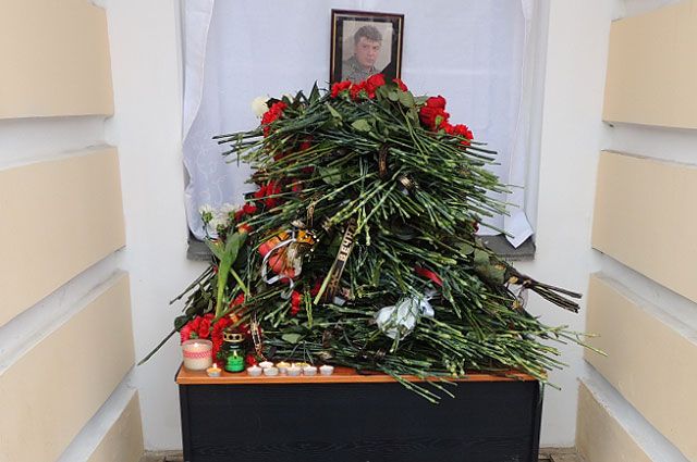 Борис Немцов был убит 27 февраля 2015 года на Большом Москворецком мосту в центре столицы.