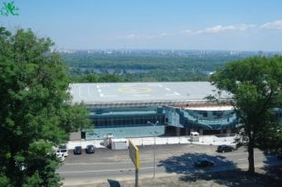 Вертолетная площадка Виктора Януковича расположена на Парковой дороге