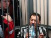 Экс-министр транспорта и связи Николай Рудьковский появлялся в суде только в инвалидном кресле и однажды ему тоже стало плохо после того, как его обвинили в растрате особо крупной суммы денег в личных целях
