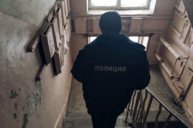 Полицейские разыскивают двух несовершеннолетних жительниц Омского района.
