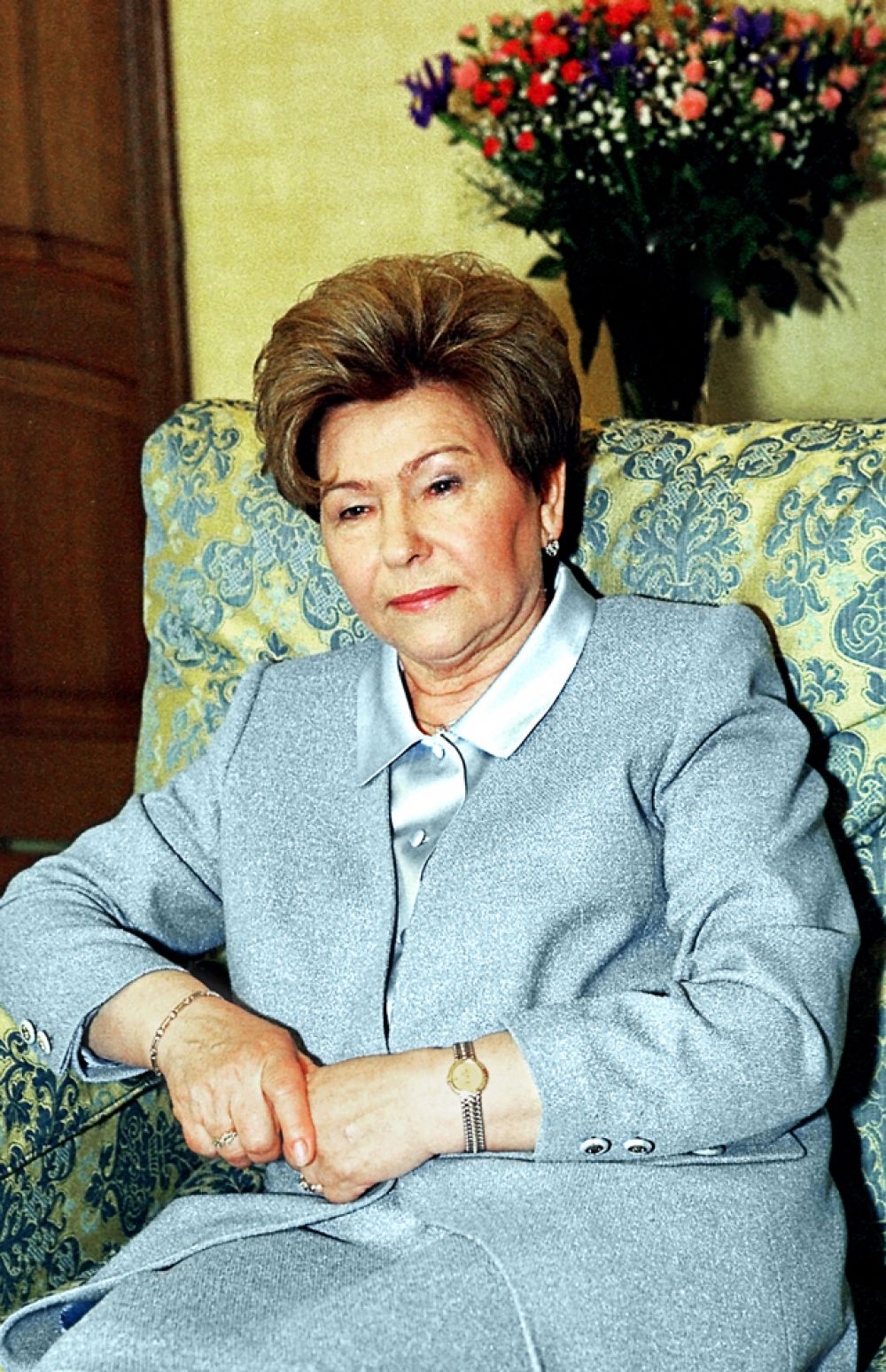 2002 год. Супруга первого президента России Наина Ельцина накануне 70-летия.