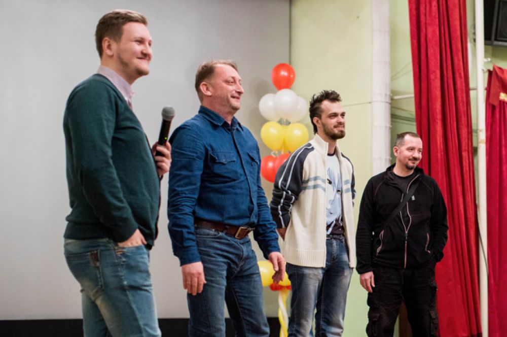 Также усть-ордынцы встретились с создателями и героями короткометражного фильма «Ночевка».