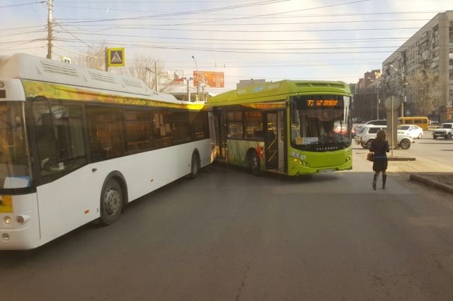 Новые автобусы «выдавливают» маршрутки. 