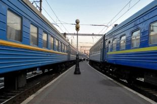 «Укрзализныця» назначила на апрель дополнительные рейсы скоростных поездов