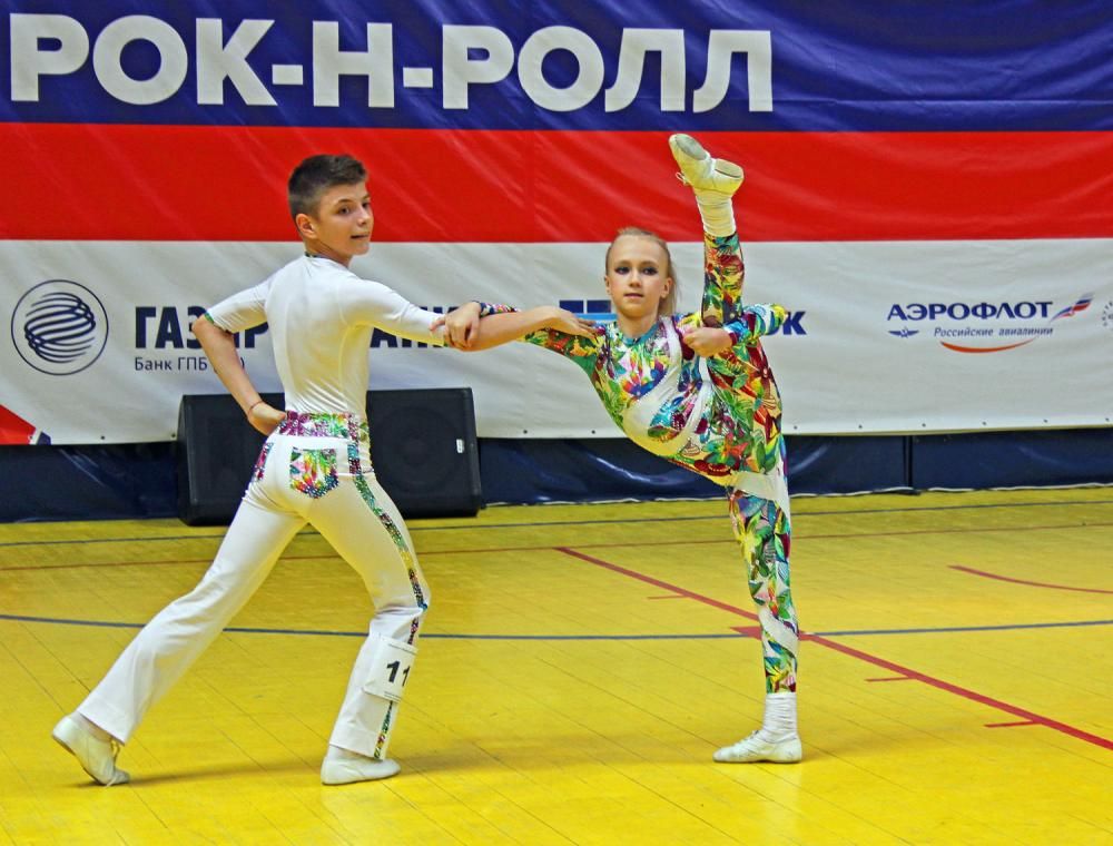 За два дня более 500 спортсменов приняли участие в десятках танцевальных программ.