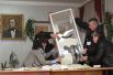 16 марта. Сотрудники одного из избирательных участков в Симферополе подсчитывают голоса по итогам референдума о статусе Крыма.