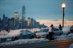 14 марта. На Нью-Йорк обрушился сильный снегопад, который почти полностью парализовал город.