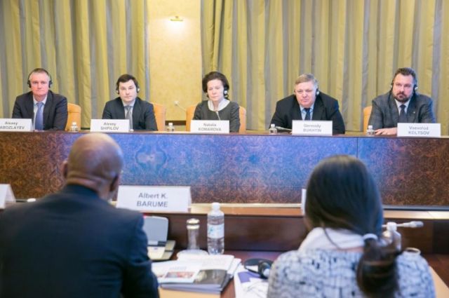 Встреча губернатора Югры с членами экспертного механизма ООН по правам КМНС.