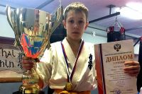 Калининградский боец Егор Вакарчук выиграл первенство России по карате-киокусинкай. 