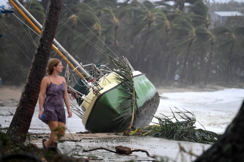 Последствия циклона «Дебби» в Австралии.