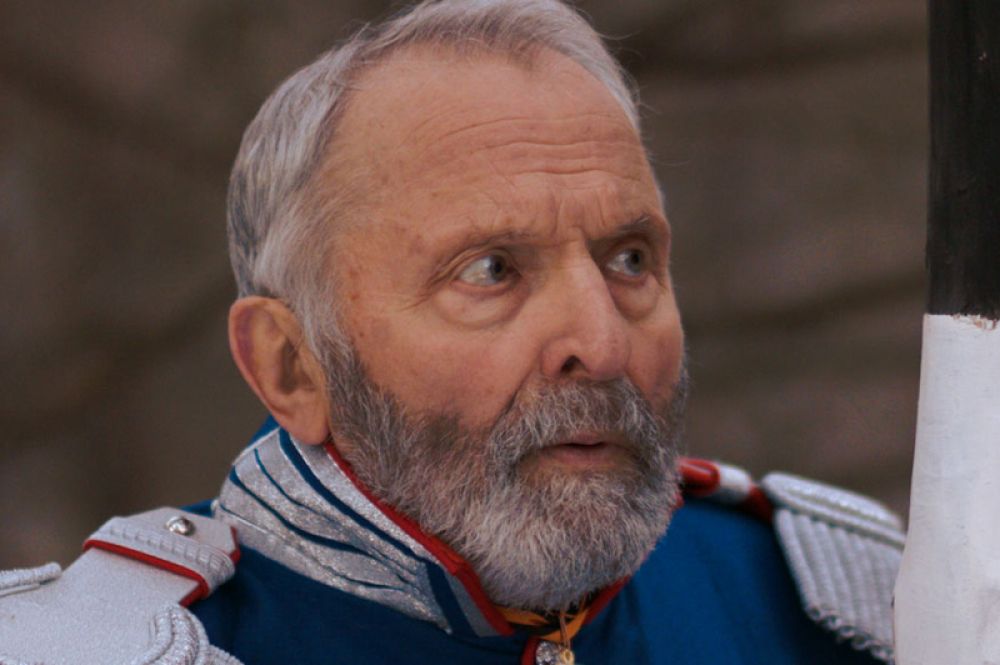 В фильме «Турецкий гамбит» Лазарев сыграл императора Александра II. 2005 год.