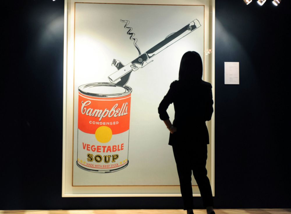 «Большая банка супа Кэмпбелл с открывашкой» продана в 2010 году на торгах Christie's за 23,9 млн долларов.