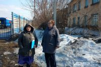 Людмила Ивцова и Любовь Демидова надеются на лучшую жизнь для себя и соседей.