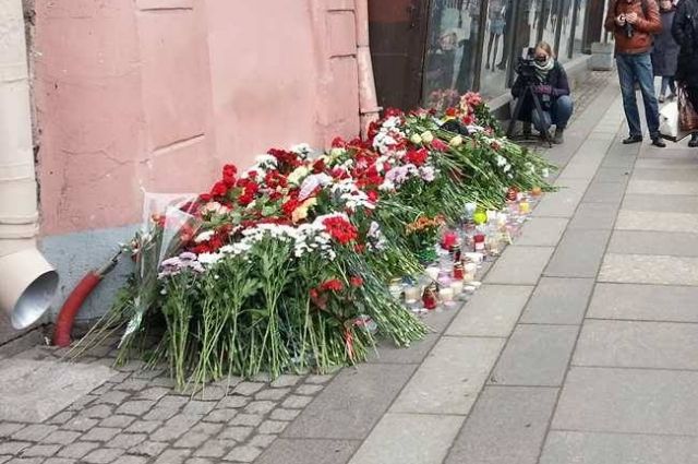Участники акции почтут память жертв взрыва в метро Санкт-Петербурга 3 апреля этого года и осудят терроризм.  