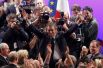 5 апреля. Кандидат на пост президента Франции Франсуа Фийон провёл встречу с избирателями в городе Провен.