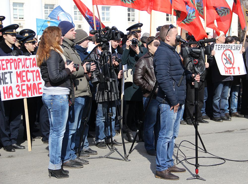 Представители СМИ