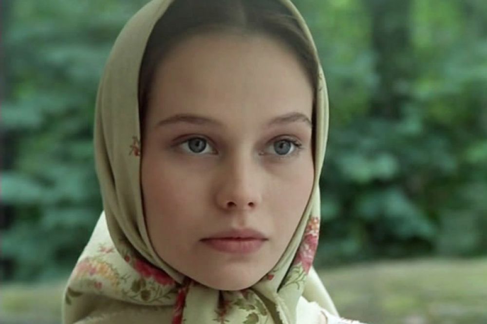 За роль Лизы в картине Алексея Сахарова «Барышня-крестьянка» (1995), снятой по повести Пушкина, Корикова получила приз за лучшую женскую роль на фестивале «Киношок» и премию «Ника».