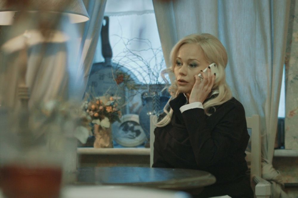 В 2016 году приняла участие в съёмках криминального сериала «Шелест».