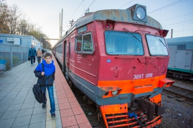 С 24 апреля отменят пригородные поезда №7194/7193 сообщением Пермь-2 – Кунгур. А с 1 июня - поезд №7164 сообщением Пермь-2–Кордон.