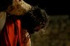 Актёр изображает Иисуса Христа во время театрализованного представления по время Страстной недели на территории дворца Вердала в городе Рабат, Мальта.