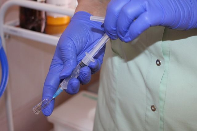 «Горячая линия» расскажет тюменцам о вакцинопрофилактике