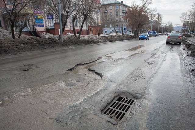 В Тюменской области в 2017 году отремонтируют 120 км дорог