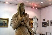 Калининградская художественная галерея выкупила у частника старинную статую Большой Геркуланки.
