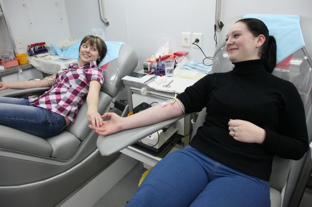Оренбуржцы сдали 80 литров крови в национальный День донора