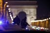20 апреля. Вечером в среду в районе Елисейских полей в Париже произошла стрельба. На месте погиб один сотрудник полиции, еще один получил ранения.